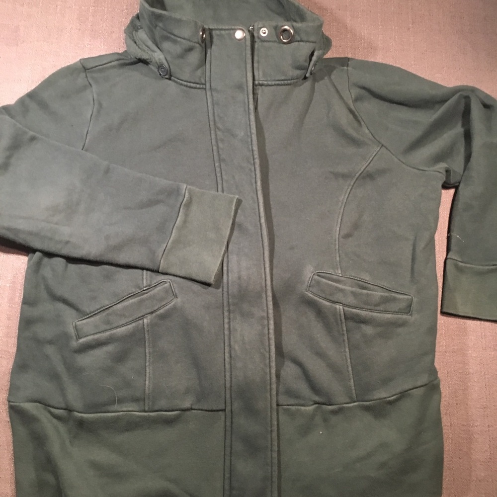 Women’s Jacket with Detachable Hood! XL